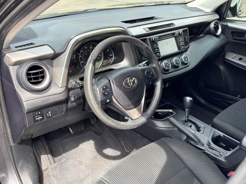 Used 2016 Toyota RAV4 LE AWD/4WD image 20