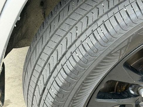 Used 2021 Jeep Grand Cherokee Laredo X image 19