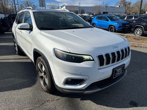 Used 2021 Jeep Cherokee Limited image 8
