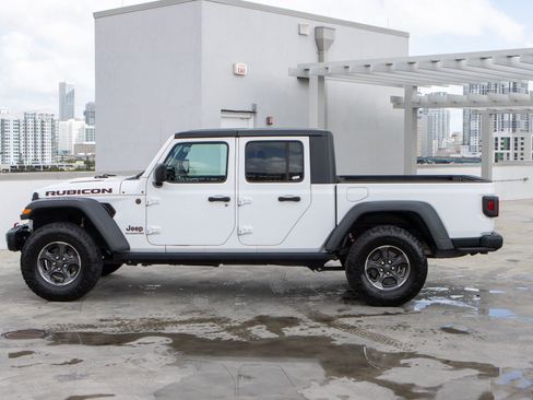 Used 2020 Jeep Gladiator Rubicon w/ Trailer Tow Package image 9