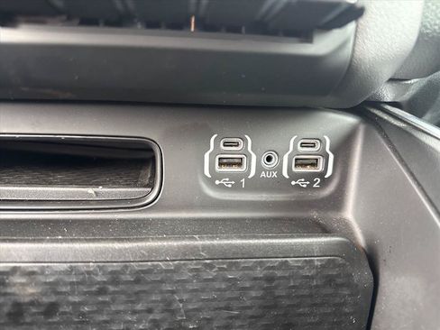 Used 2022 RAM 1500 Big Horn AWD/4WD image 15