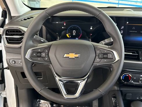 New 2026 Chevrolet TrailBlazer LT w/ LT Cold Weather Package FWD image 14