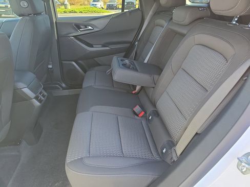 New 2026 Chevrolet Equinox LT image 13