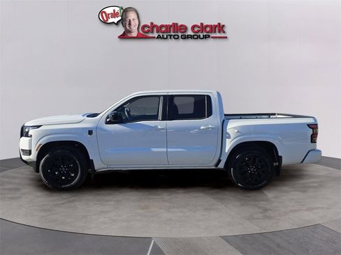 New 2026 Nissan Frontier SV w/ Tow Package image 3