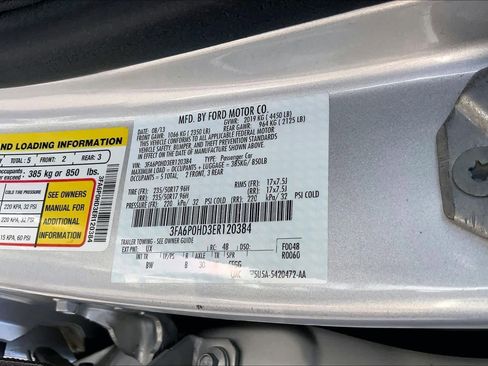 Used 2014 Ford Fusion SE w/ Equipment Group 202A image 33