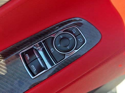 Used 2025 Chevrolet Corvette Stingray Preferred Cpe RWD image 25