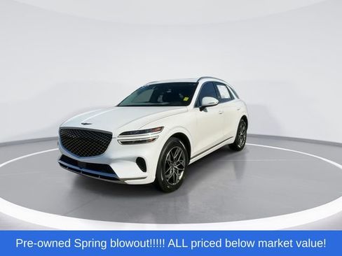 Used 2022 Genesis GV70 2.5T w/ Select Package AWD/4WD image 3