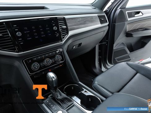 Used 2023 Volkswagen Atlas Cross Sport SE w/ Black Wheel Package FWD image 60