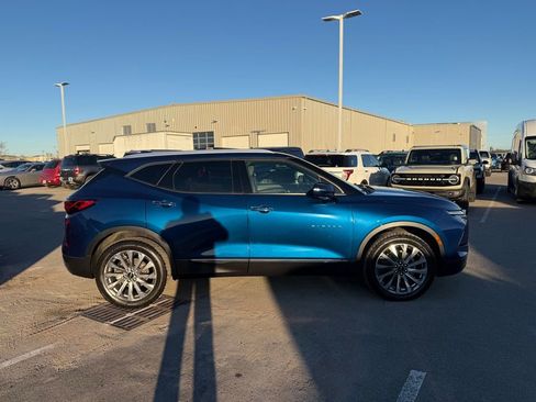 Used 2023 Chevrolet Blazer Premier image 33