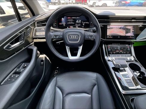 Used 2022 Audi Q7 2.0T Premium w/ Convenience Package AWD/4WD image 7