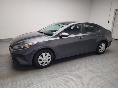 Used 2022 Kia Forte Sedan FWD image 2