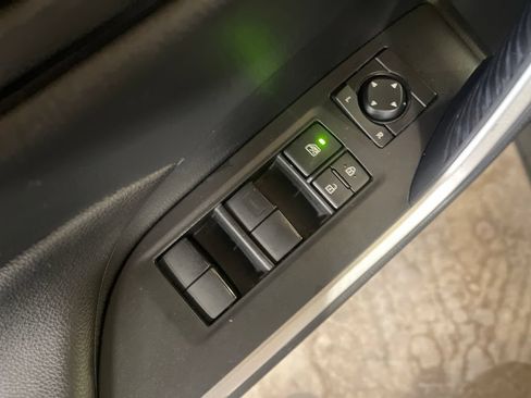 Certified 2024 Toyota RAV4 LE AWD/4WD image 15