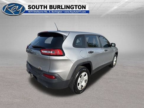 Used 2015 Jeep Cherokee Sport w/ Cold Weather Group AWD/4WD image 7