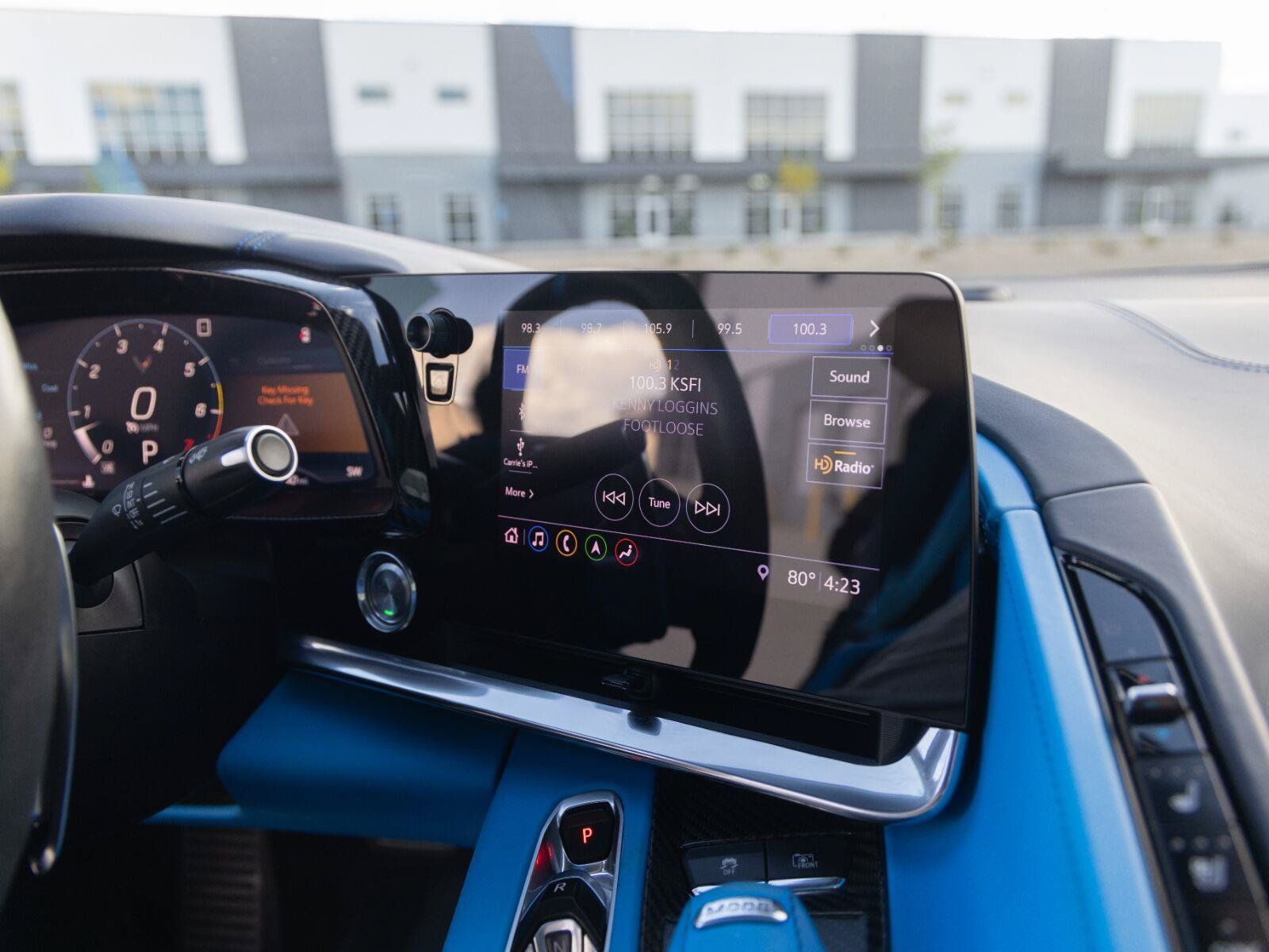 Used 2020 Chevrolet Corvette Stingray Premium Cpe w/ 3LT Preferred Equipment Group RWD image 30