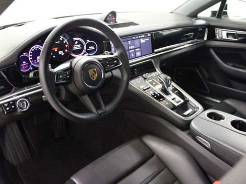Certified 2021 Porsche Panamera 4 AWD/4WD image 4