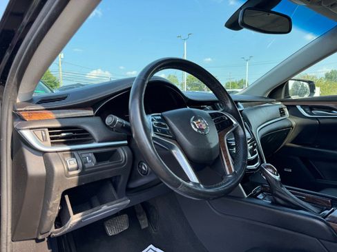 Used 2013 Cadillac XTS Luxury FWD image 14