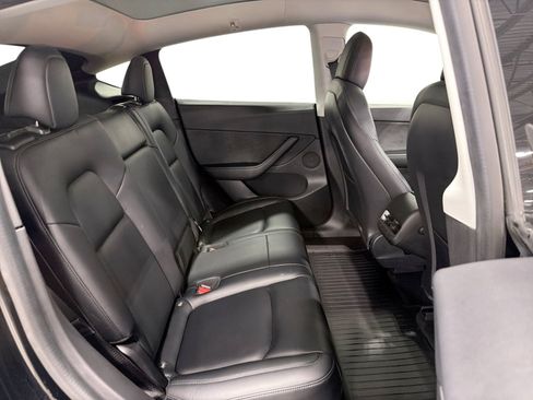 Certified 2021 Tesla Model Y Performance AWD/4WD image 11