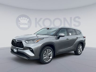 New 2026 Toyota Highlander Platinum