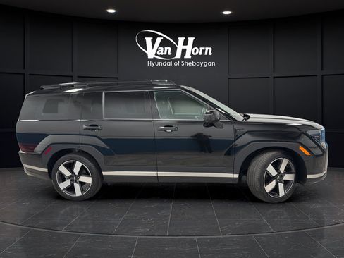 Used 2025 Hyundai Santa Fe Limited AWD/4WD image 8