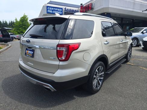 Used 2017 Ford Explorer Platinum AWD/4WD image 6