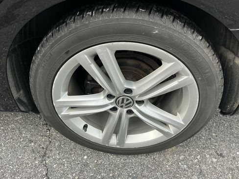 Used 2014 Volkswagen Passat TDI SE FWD image 10