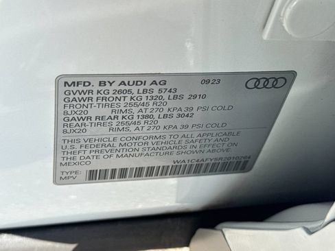 Certified 2024 Audi SQ5 Prestige AWD/4WD image 40