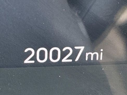 Used 2024 Buick Envista Preferred image 32