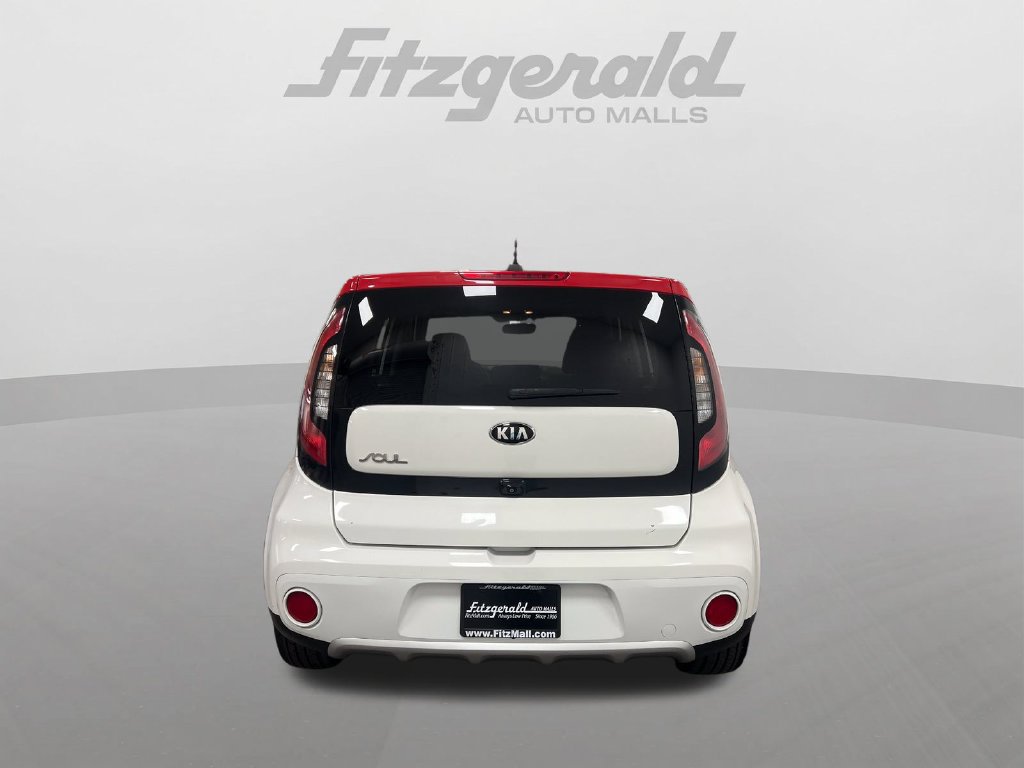 Used 2018 Kia Soul + FWD image 4