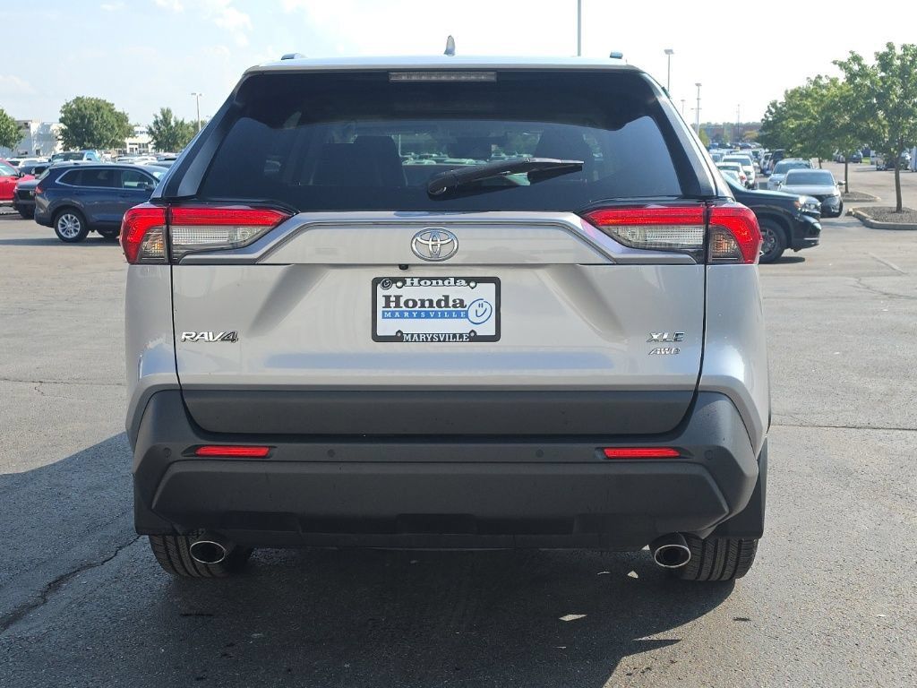 Used 2019 Toyota RAV4 XLE Premium w/ Advanced Technology Package AWD/4WD image 6