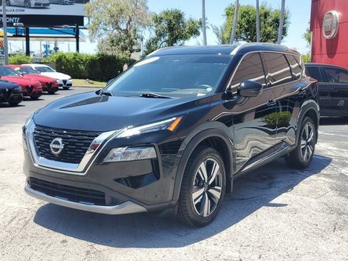 Used 2023 Nissan Rogue SL w/ SL Premium Package AWD/4WD image 3