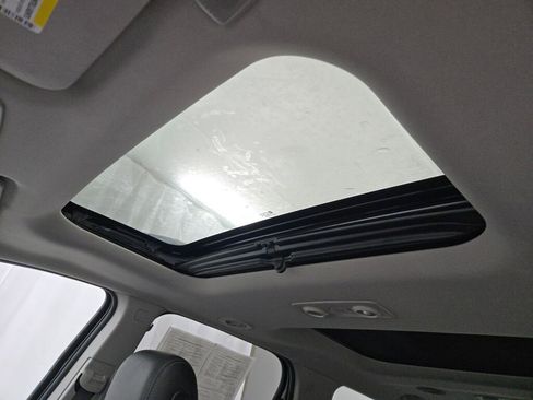 Used 2017 GMC Acadia Limited SLT image 29