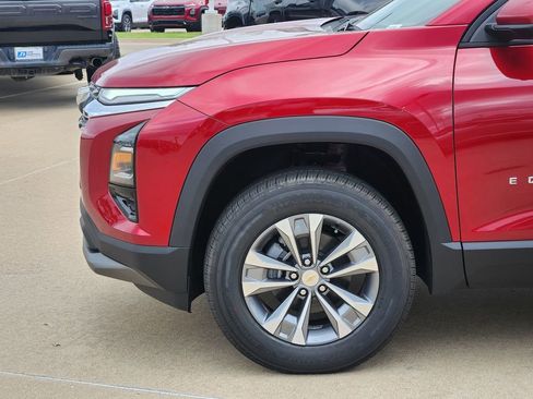 New 2026 Chevrolet Equinox LT w/ Safety and Technology Package FWD image 5