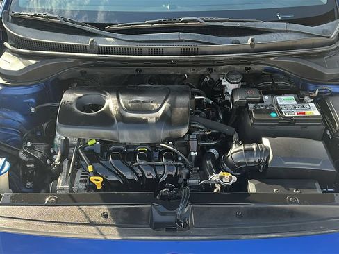 Used 2019 Hyundai Accent SE FWD image 3