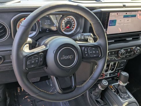 New 2025 Jeep Wrangler Unlimited Rubicon 392 image 16