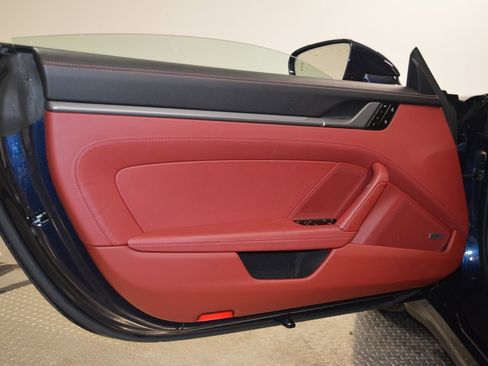 Certified 2021 Porsche 911 Carrera image 17