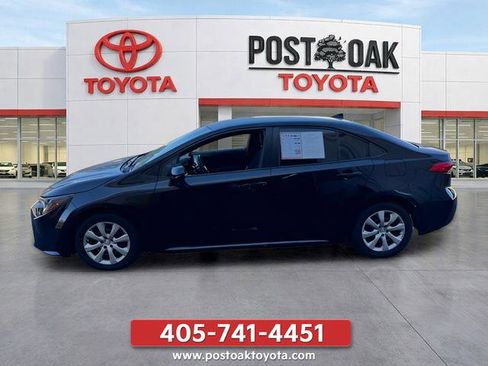 Used 2024 Toyota Corolla LE FWD image 7
