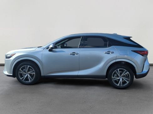 Used 2023 Lexus RX 350 FWD w/ Cold Area Package image 2