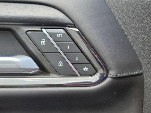 Used 2024 GMC Sierra 2500 AT4X AWD/4WD image 32