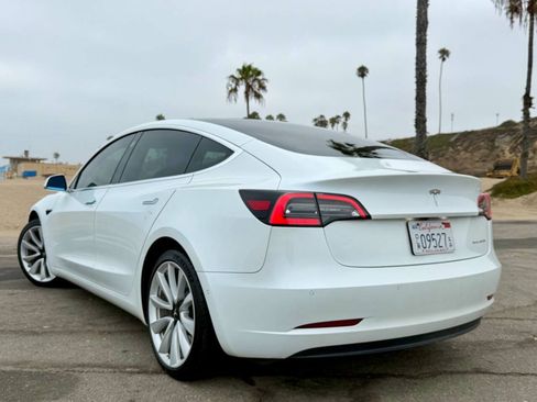 Used 2020 Tesla Model 3 Long Range AWD/4WD image 3
