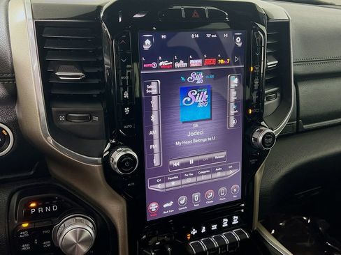 Used 2019 RAM 1500 Laramie AWD/4WD image 14