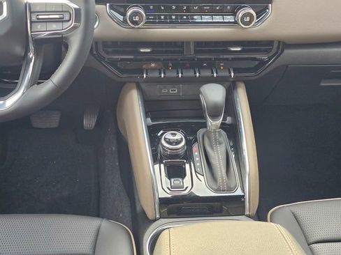 New 2026 GMC Canyon Denali AWD/4WD image 15