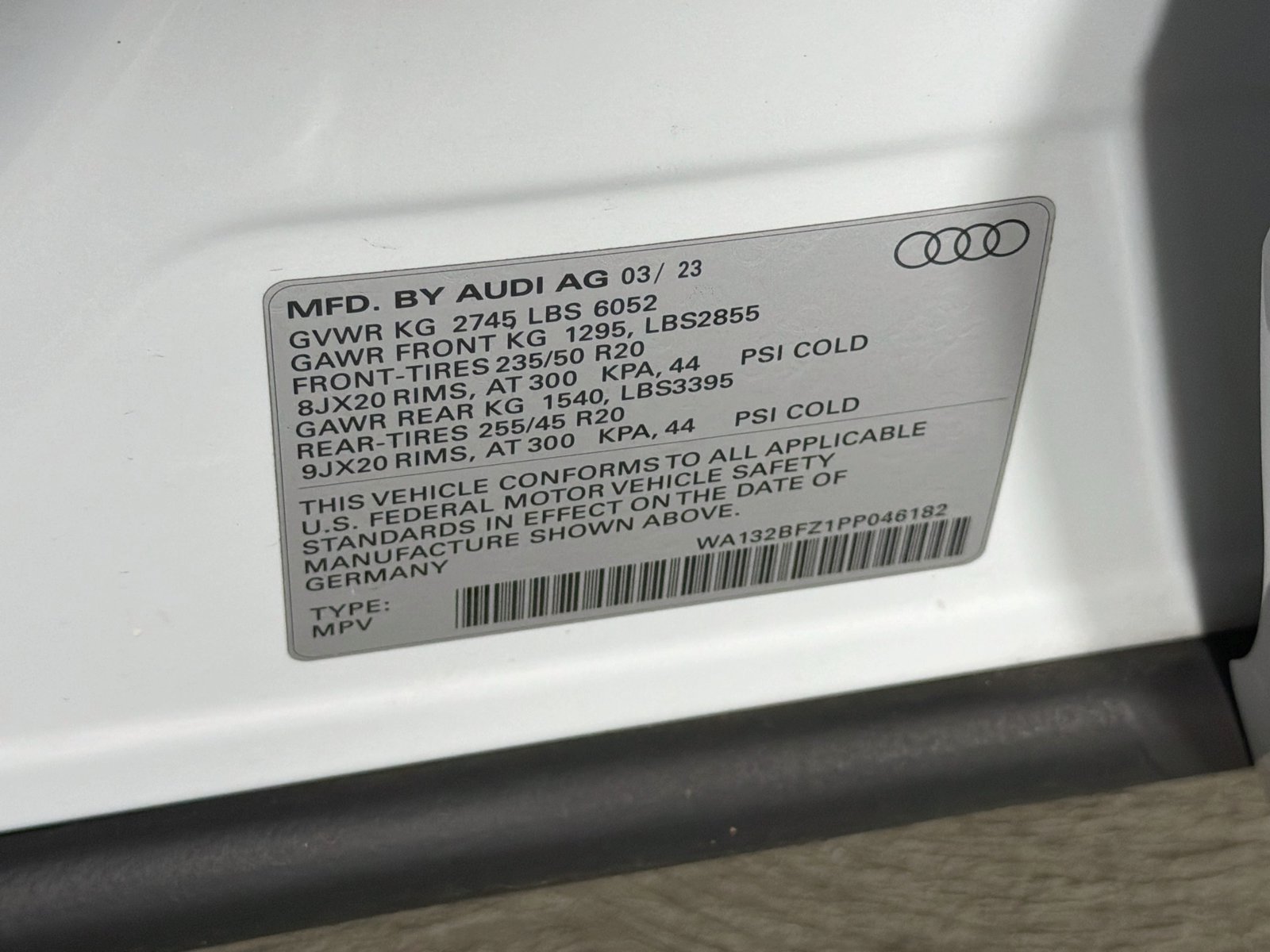 Certified 2023 Audi Q4 e-tron Premium Plus w/ Premium Plus AWD/4WD image 33