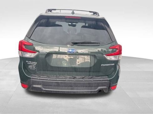 Used 2023 Subaru Forester Premium AWD/4WD image 18