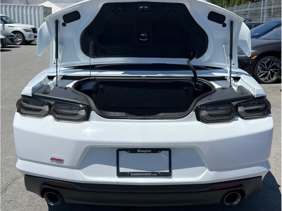 Used 2022 Chevrolet Camaro LT w/ RS Package RWD image 5