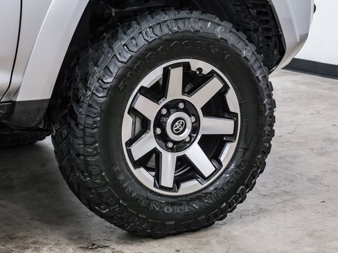 Used 2019 Toyota 4Runner TRD Off-Road image 53