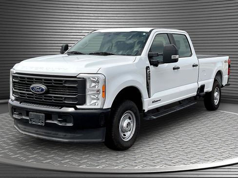Used 2023 Ford F250 XL w/ 360-Degree Camera Package AWD/4WD image 3