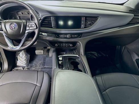 Used 2024 Buick Enclave Essence w/ Technology Package image 18