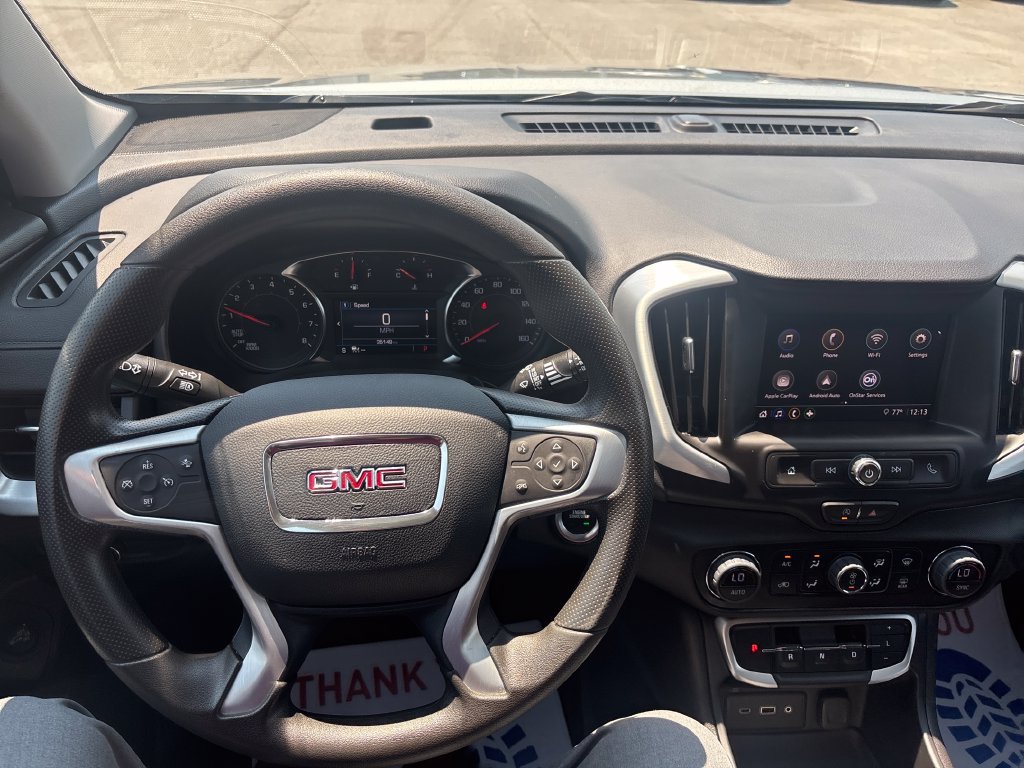 Used 2024 GMC Terrain SLE w/ Driver Convenience Package FWD image 18