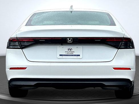 Used 2023 Honda Accord LX image 4