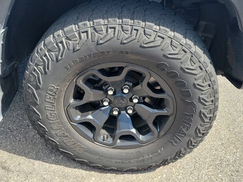 Used 2022 RAM 1500 TRX w/ TRX Level 2 Equipment Group AWD/4WD image 8